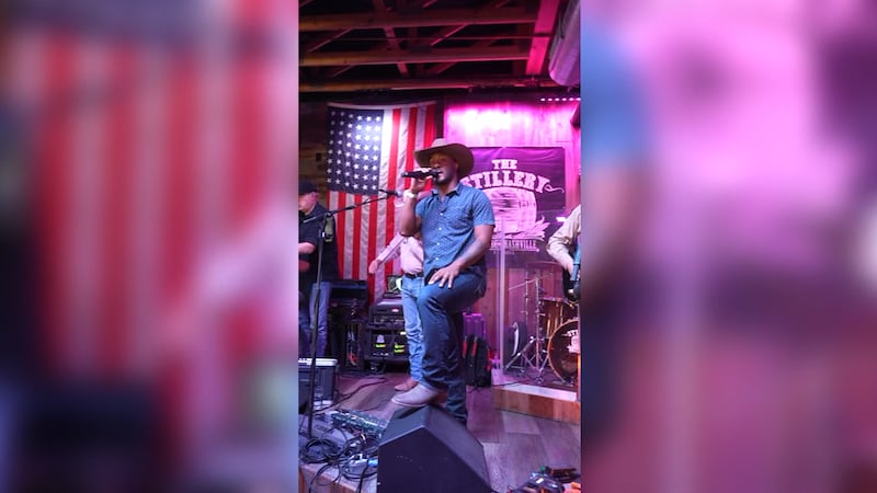 Arizona musician Chauncey Jones has his equipment back after police caught the thief.